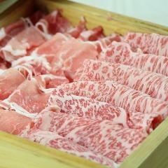 Steamed Imari beef sirloin (160g) and Itoshima pork loin (200g)