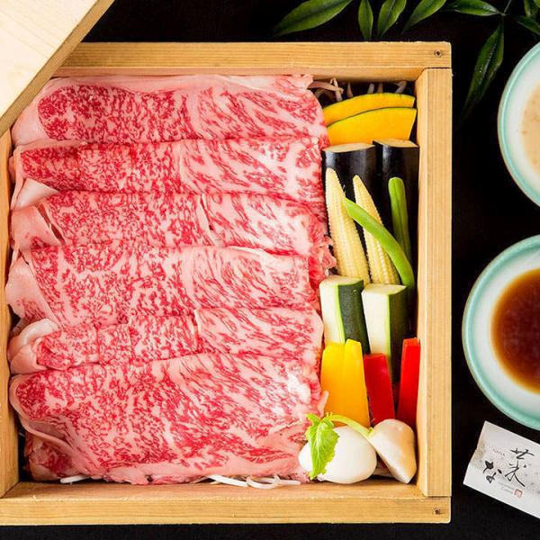【人氣第一】懷石料理、火鍋、人氣菜色蒸蒸飯等使用嚴選時令食材的套餐4,500日元起。