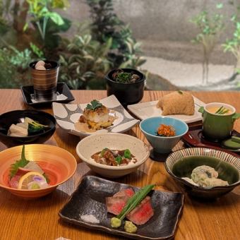 娜娜怀石料理——每种口味都略有不同。使用时令食材制作的小份怀石料理