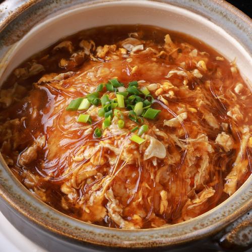 一番人気!ふかひれあんかけ炒飯