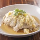 蒸し鶏の葱生姜ソース