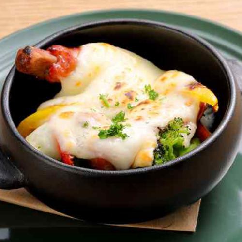 Grilled sausage and broccoli with cheese