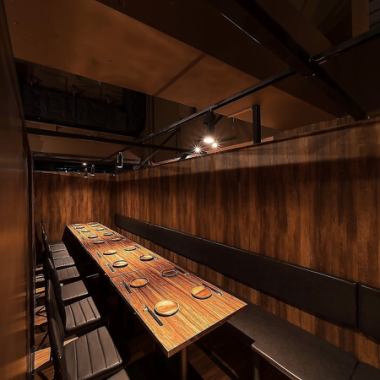 【梅田駅徒歩3分×抜群のロケーション】駅チカで肉と魚を堪能◆本格食べ飲み放題が楽しめる「かぶと屋」は検索ワード急上昇中です!鉄板焼きに焼き鳥、豪華お造り盛り、串カツ、お鍋などなど人気メニューがあれもこれも食べ放題可になっております。絶対の自信でご提供する各種お料理に舌鼓を●