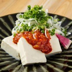 Cold tofu with chanja green onions