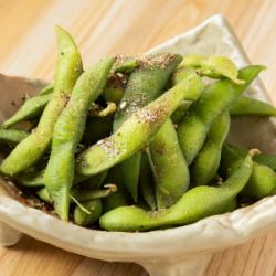 A classic! Boiled edamame Maximum