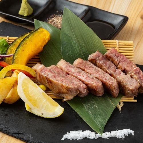 Miyazaki beef sirloin steak ~with 3 types of sauce~