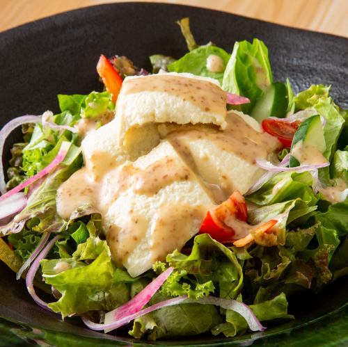 Tofu and colorful vegetable salad