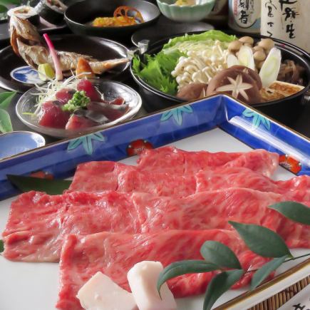 [All rooms are private, 3 hours in the room] Domestic beef sukiyaki course (2-7 people) 12,100 yen (tax included)