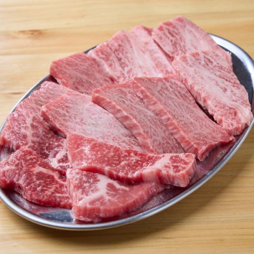 ボリューム満点！満足間違いなしの赤身肉盛り合わせ☆