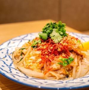 パッタイ　～タイ風焼きそば～