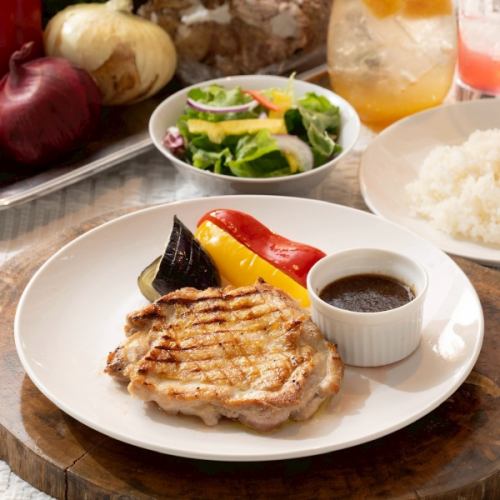 Chicken steak (with 250g rice)