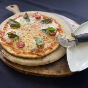 Margherita pizza