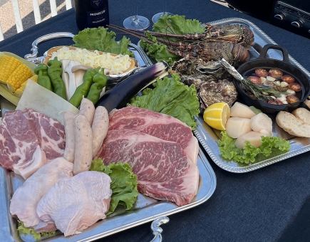 和牛ステーキやロブスターもついたグランドマリーナBBQプラン♪【飲み放題付1人10000円】