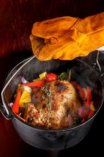 Roast chicken in a magic pot