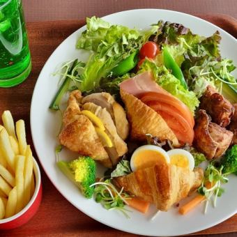 【テラス席限定 ※ペット同伴OK】ワンプレートランチ