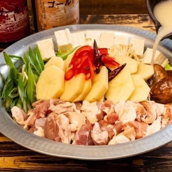 【うっとり鍋コース】鶏の水炊きorタッカンマリ、鶏刺なども満喫 6,600円(税込) 120分飲み放題付