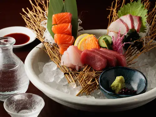 A luxurious and exquisite meal to enjoy