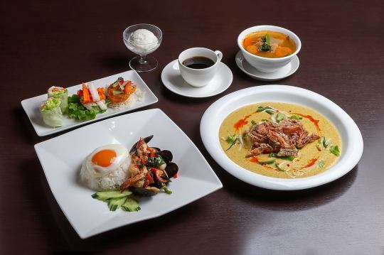 [Enjoy the taste of Thailand♪] 4,000 yen (tax included) trial course including 4 dishes including "Gapao rice" + 90 minutes of all-you-can-drink