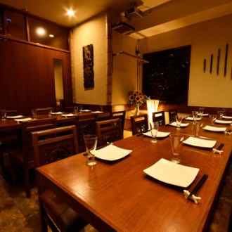 We have a private room that can be used by 8 to 20 people! Ideal for company banquets etc.