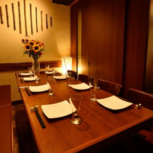 We have prepared a private room that can be used by 6 to 12 people! Ideal for company banquets etc.