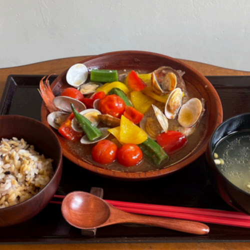 ほっけ干物の醤油麹アクアパッツァ