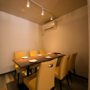 【完全個室】2～10名様ご対応!少人数からご利用頂ける完全個室完備：デート・宴会＆女子会・誕生日・接待に