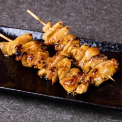 10. Skin skewers (2 skewers) *Please choose either salt or sauce