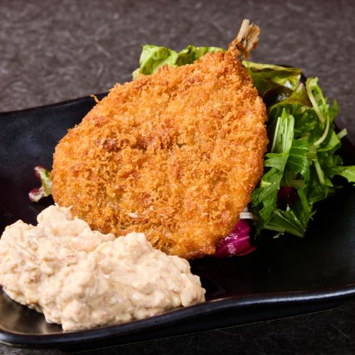 Fried horse mackerel with bonito tartar sauce