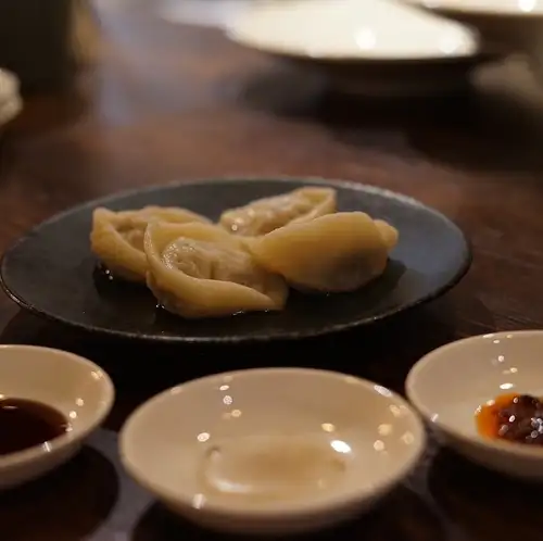 我們提供總共八種點心。