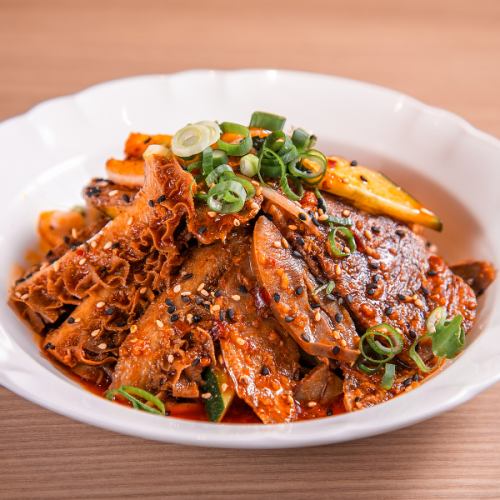 牛肉とタンとハチノス四川辛味和え物