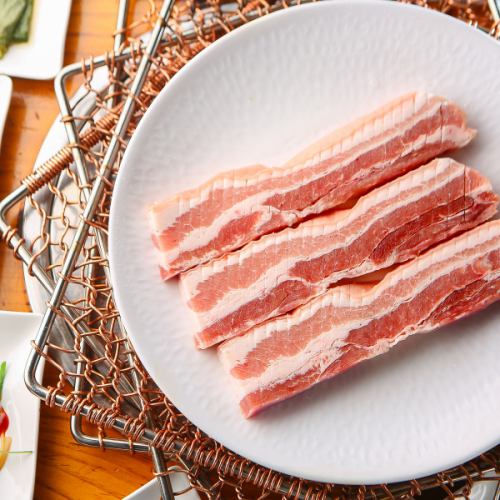 本場韓国のサムギョプサル食べ放題