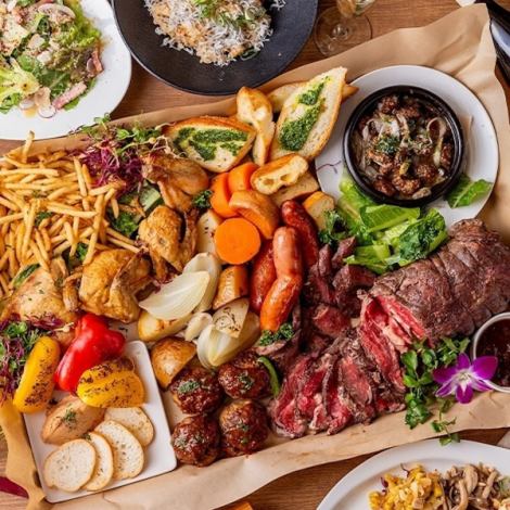 Enjoy a luxurious moment with a sumptuous meat platter