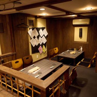 4名から5名でご利用できる掘りごたつ席