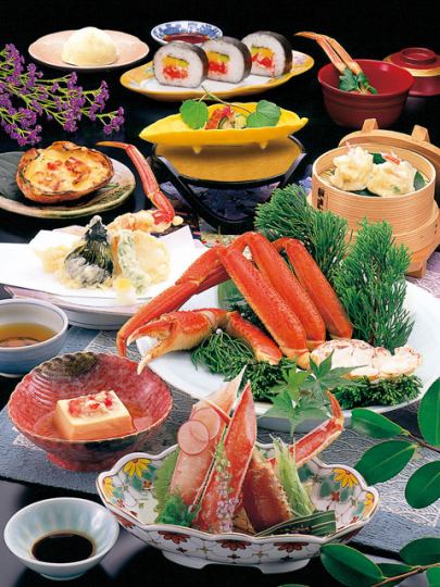 【共10道菜品】螃蟹怀石“Ravender”…享用雪蟹8,800日元