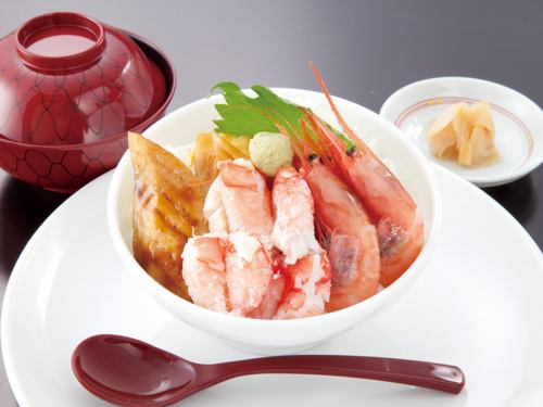 Seafood tricolor bowl