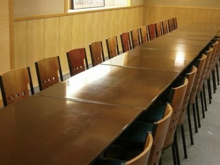 Banquets can accommodate up to 36 people! There are 11 private rooms with tables!