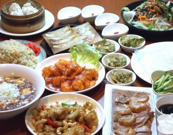 【宴會】2小時無限暢飲！！北京烤鴨和紅雪蟹球套餐11道菜5,000日元