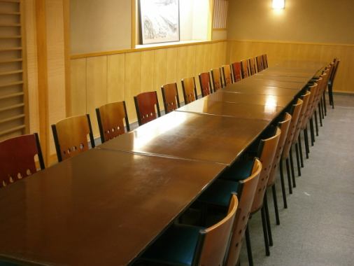 【消毒の徹底】テーブルの消毒、除菌、スタッフの手洗いを徹底しています。