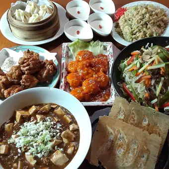 【宴會】2小時暢飲！ ！ 8道菜套餐，含辣椒蝦，僅需4000日元