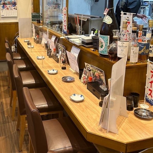 ◇◆Spacious counter seats◆◇We are proud of our homely atmosphere where single diners can get to know each other on the spot♪