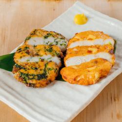 Deep-fried pufferfish with seaweed and cheese