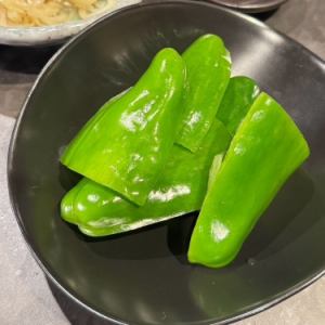 차가운 생 고추