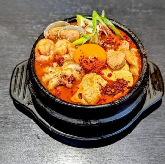 海鮮スンドゥブチゲ