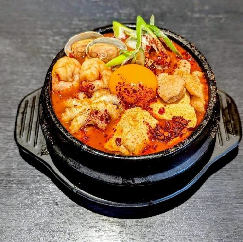 海鮮スンドゥブチゲ