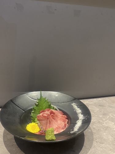 Premium black beef tongue sashimi