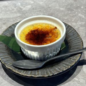 Authentic creme brulee