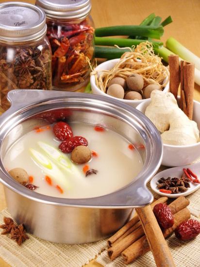 火鍋にはお肉！牛・豚・鶏・ラム・・どれも仕入れにこだわり◎