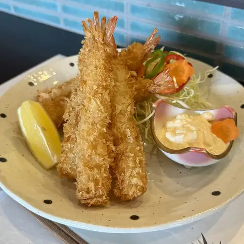 エビフライ定食
