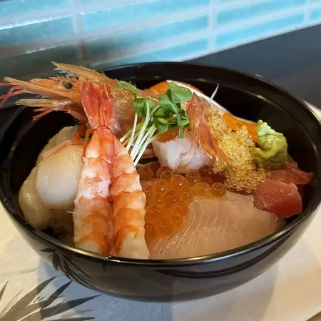 海鮮丼