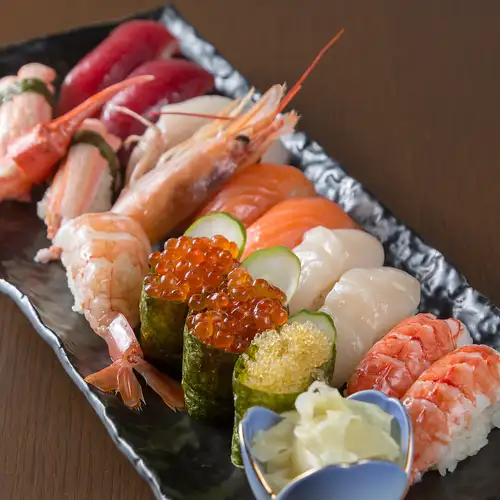 市場直送の新鮮魚介と和牛を活かした職人技の逸品